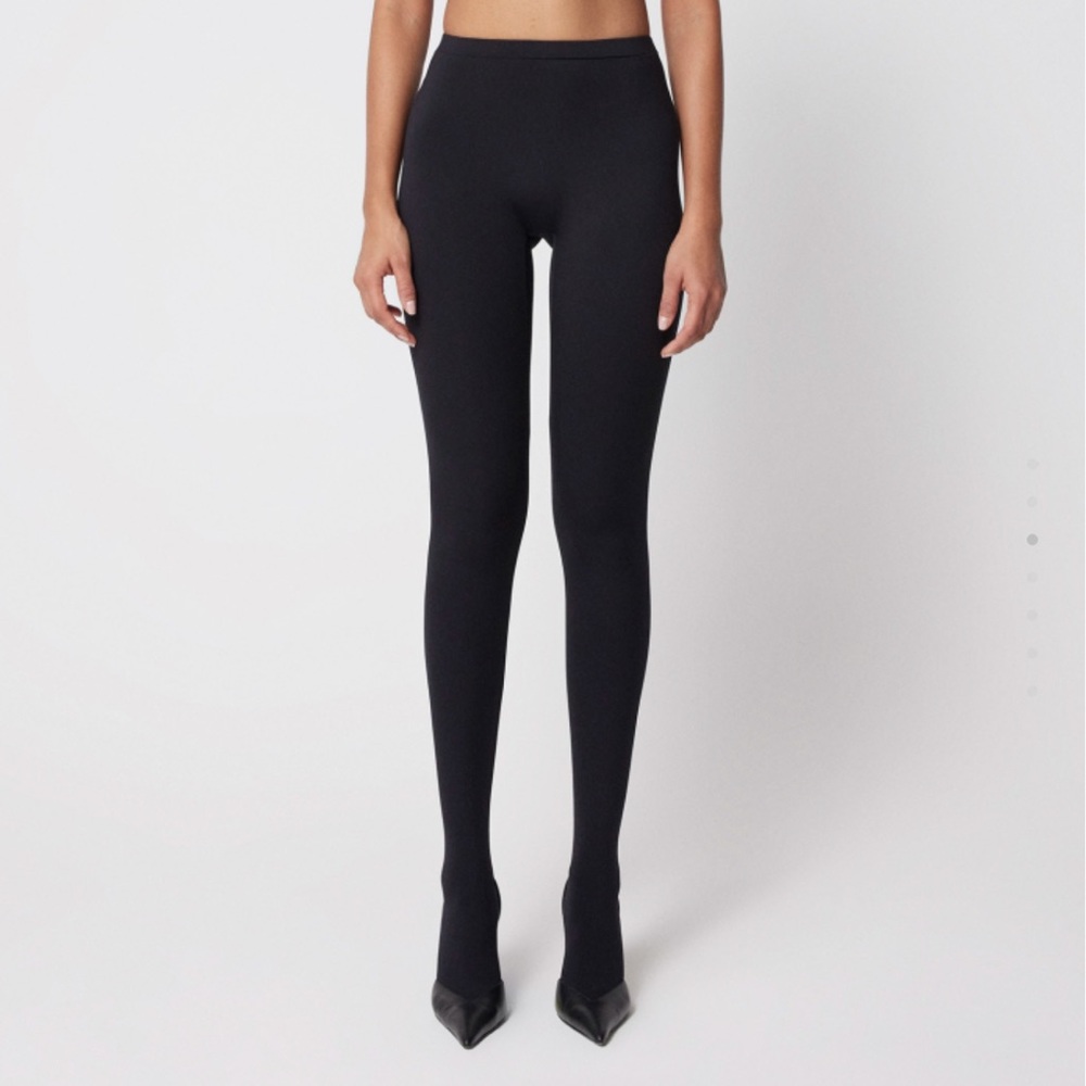 KHY Footed Legging Size Large in Black